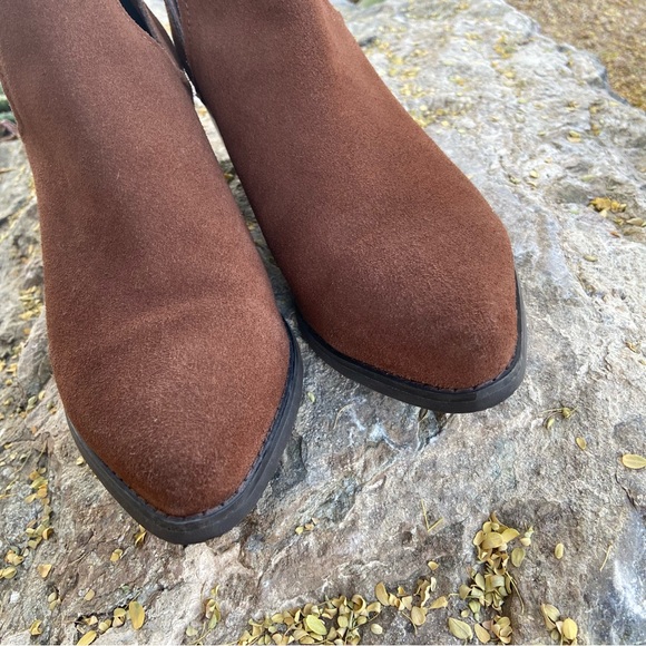 Leather Booties Chocolate Suede ⭐️ LIKE NEW + Waterproof - Picture 10 of 14